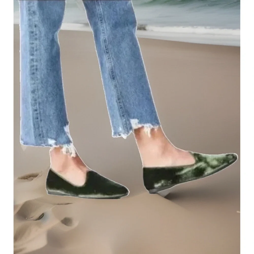 Birdies starling Green velvet  flats slip on loafer Size 7.5
